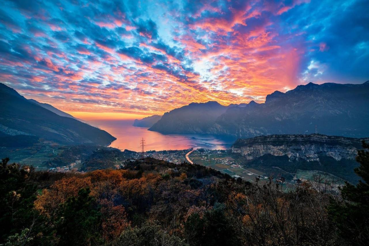 Riva City View Экстерьер фото